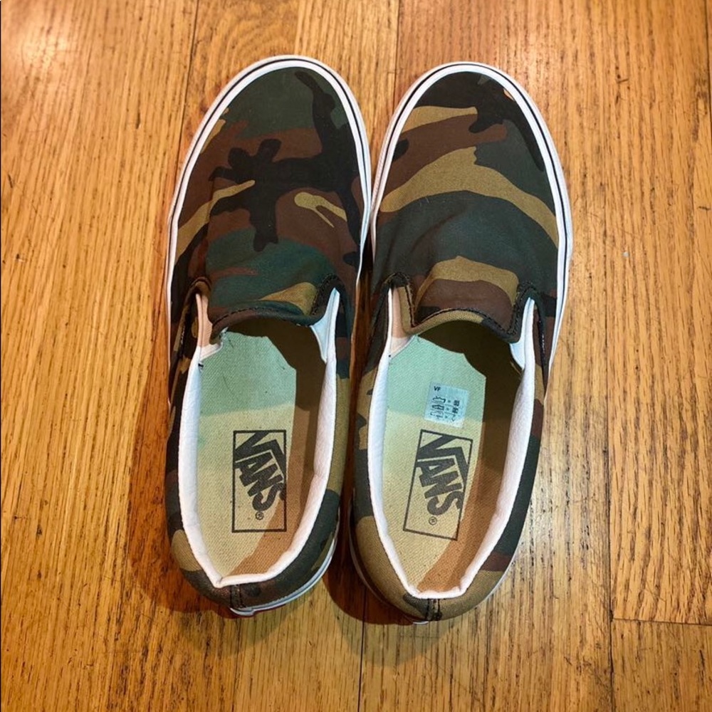 Camouflage Vans!